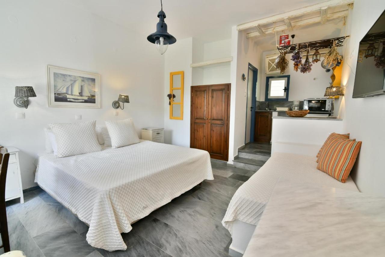 Golden Beach Studios & Suites Tínos Eksteriør billede